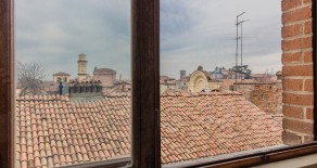 Centro storico Piacenza- Ampio appartamento bellissimi affacci